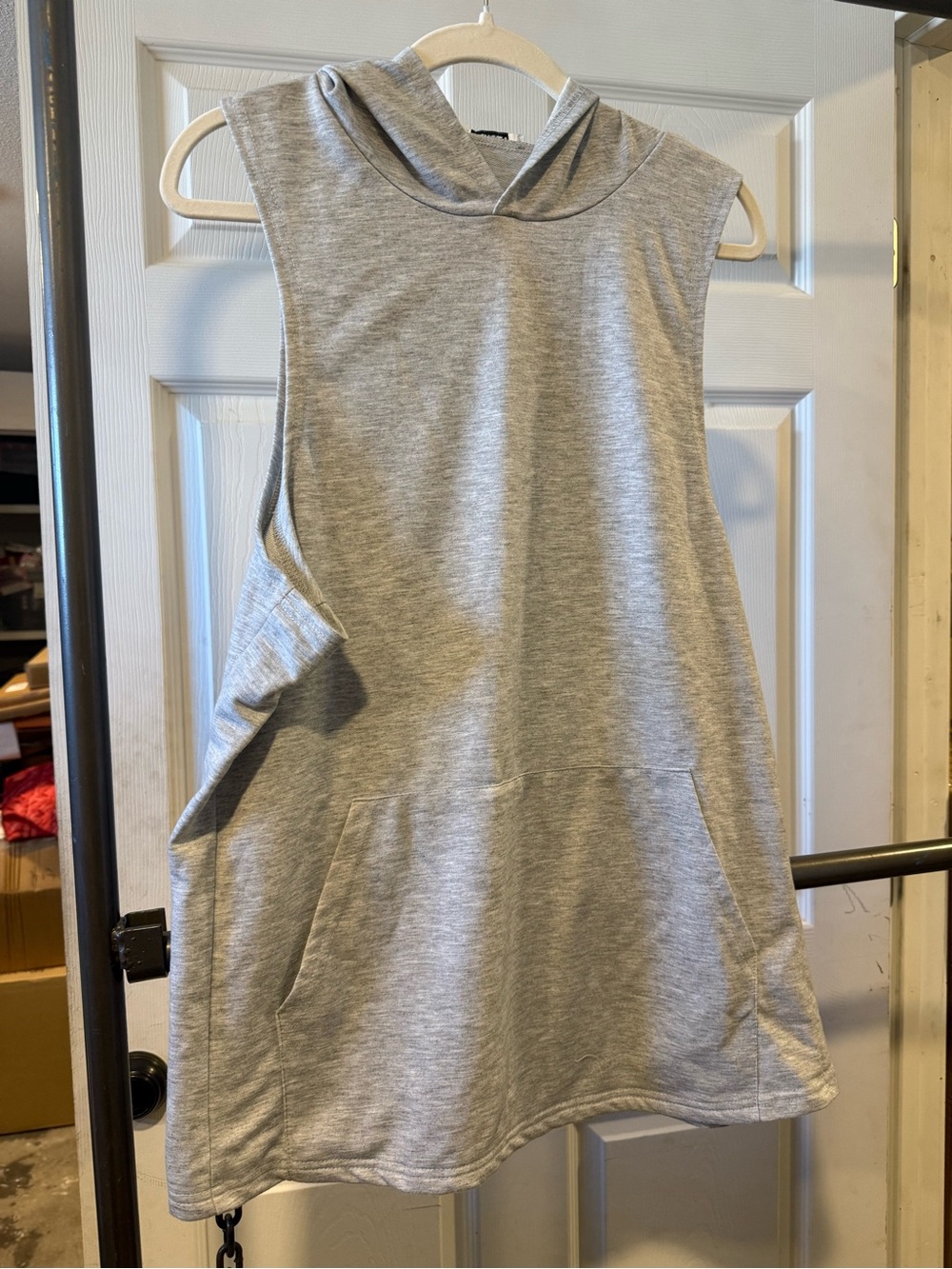 Men's Sleeveless Hooded Pocket Tee - Light Gray